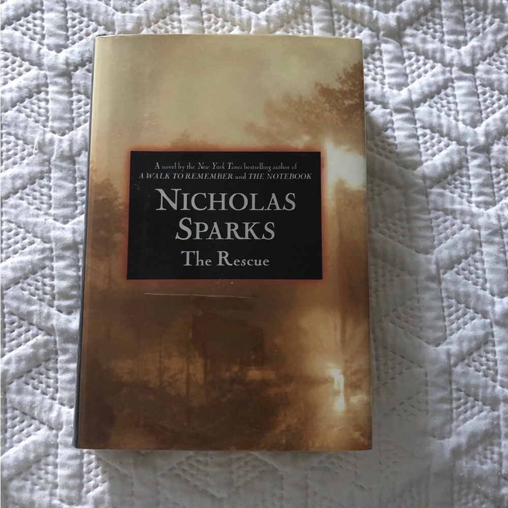 The Rescue Hardcover Book by Nicholas Sparks First Edition Printing Y2K SIGNED